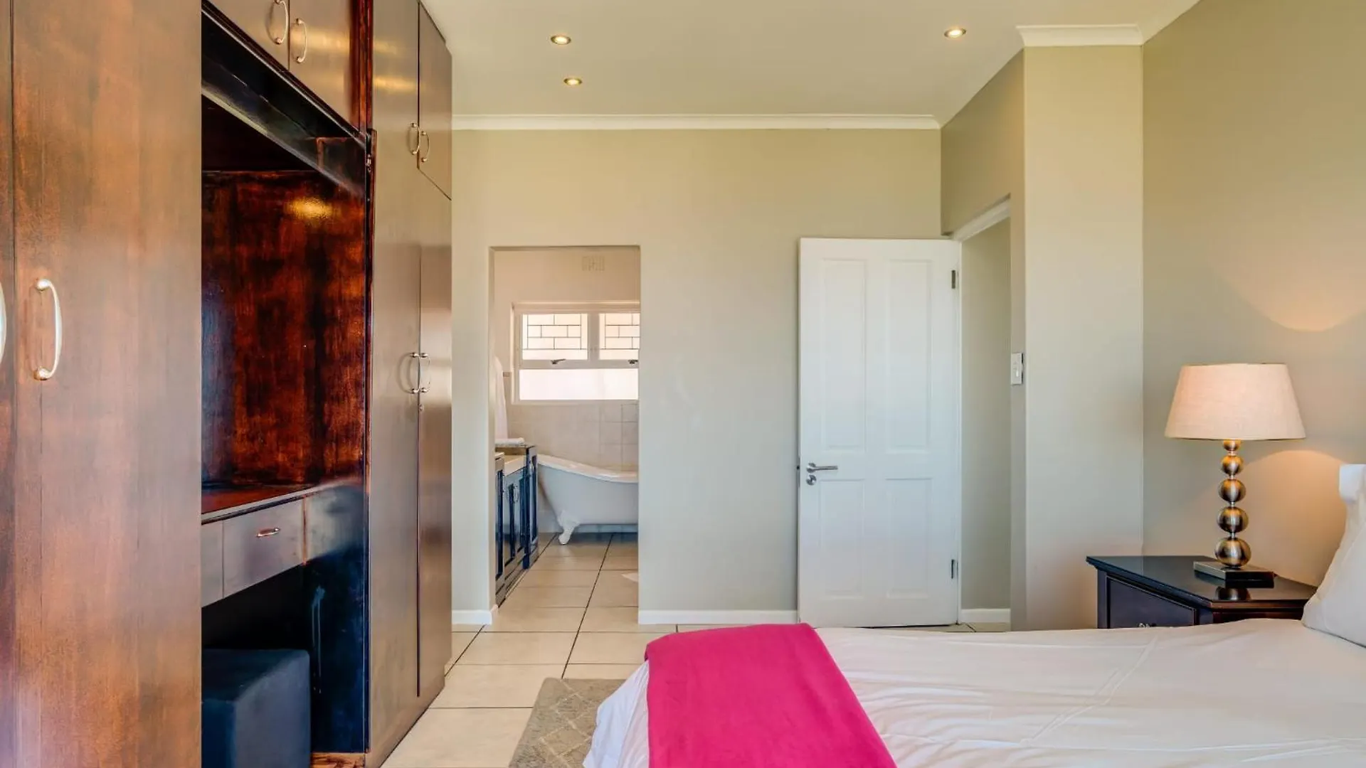270 Degrees Daire Cape Town